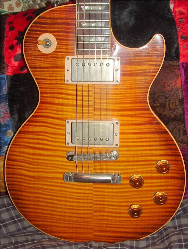 Les Paul Pickguard on or Pickguard off? Harmony Central